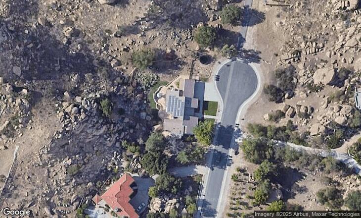 15 Hacienda Rd