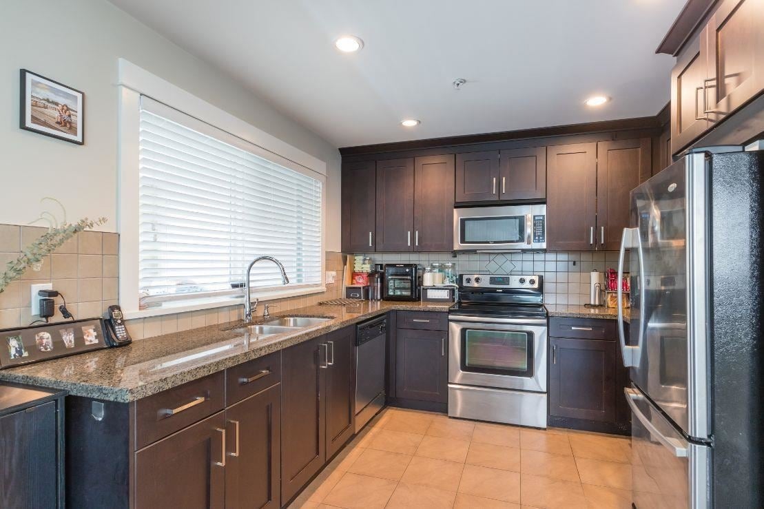 1130 Ewen Ave, #3