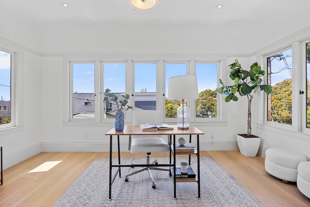 785 3rd Avenue · Photo 17