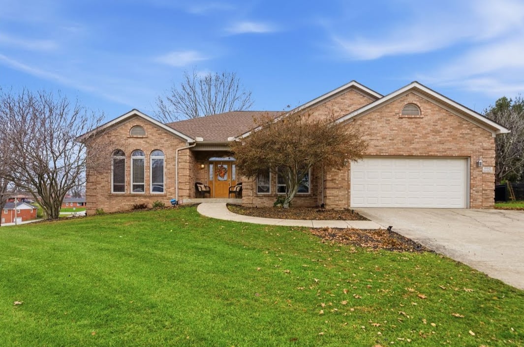 102 Jeannette Ave, Frankfort, KY 40601 Cinematic Listing Video