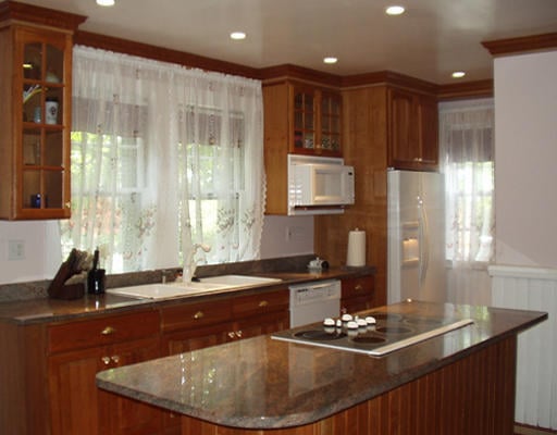 16 Revere St #3
