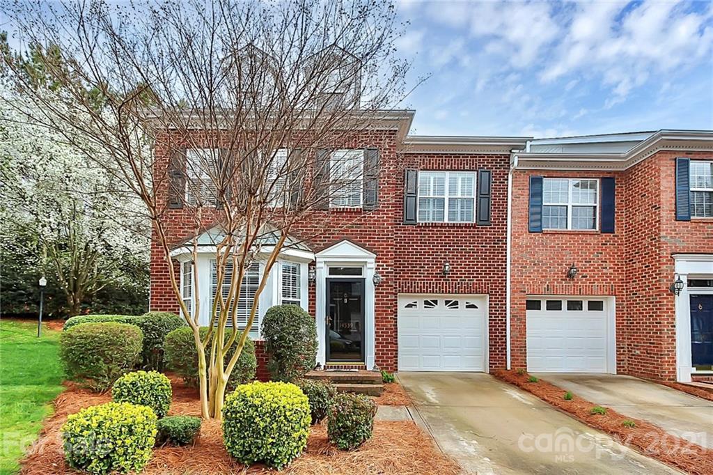 14539 Adair Manor Ct