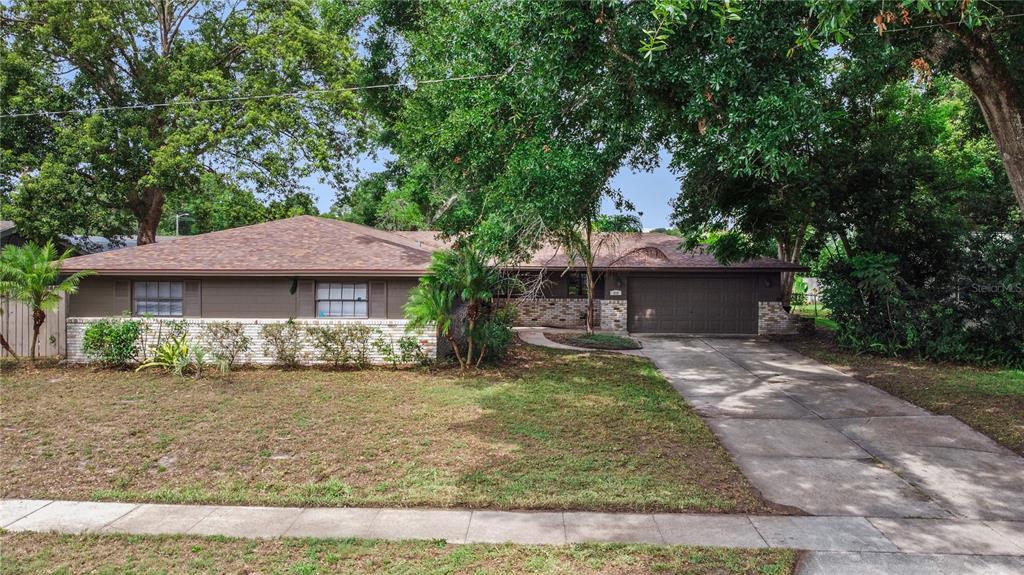 808 Arlington Blvd