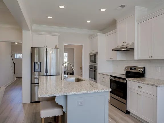 3583 Hilltop Trl