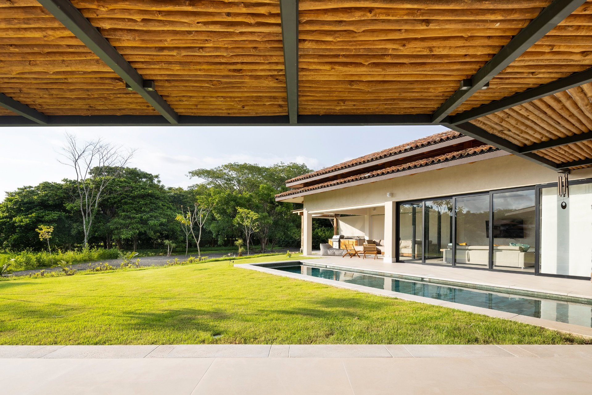 Casa Roacamar:  A Modern Coastal Sanctuary Steps from Playa Bonita
