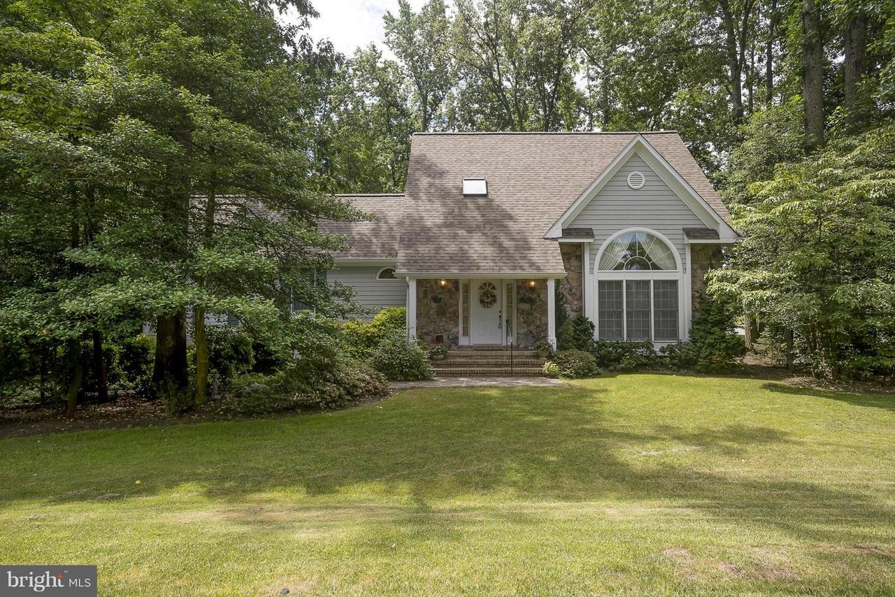 970 Stonington Dr