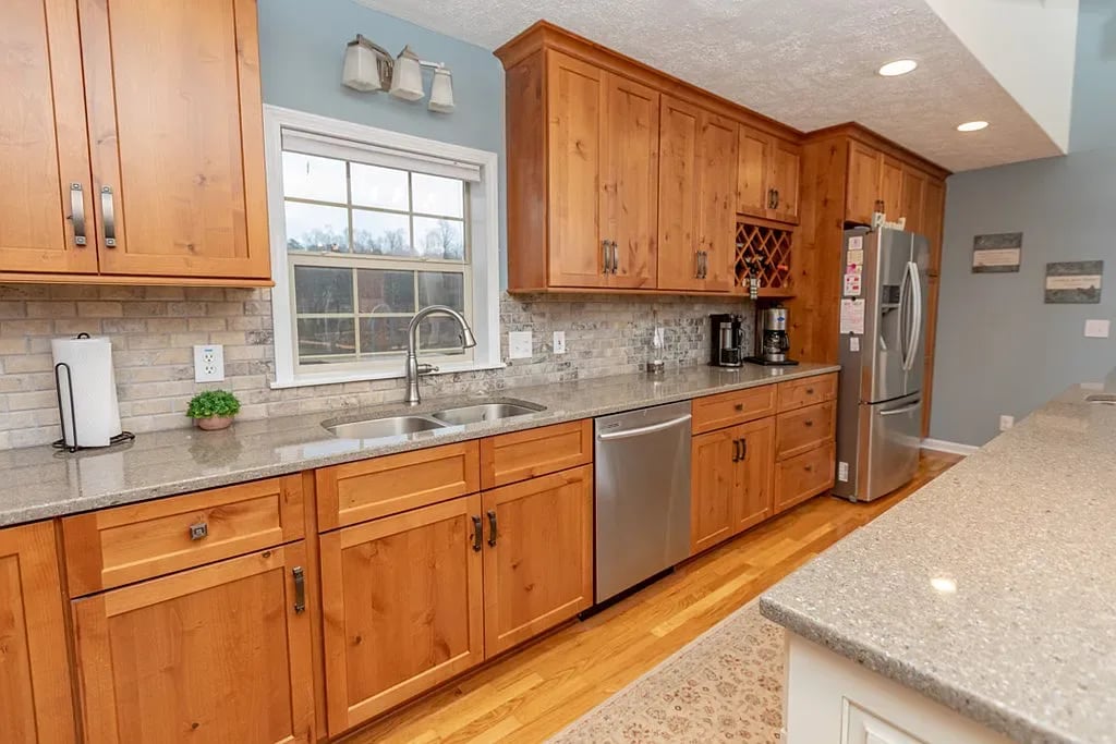 238 Dogwood Wy