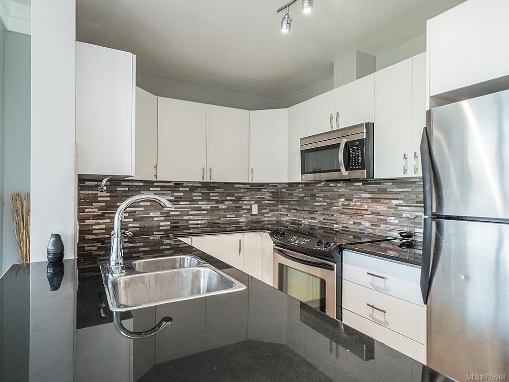 207-845 Yates St, Victoria