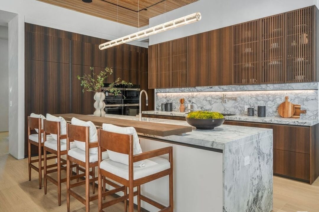 Zenith Pavilion,Tweed Ln, 90049