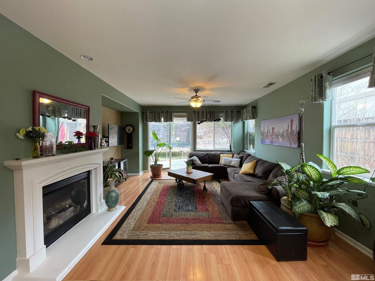 2645 Mule Cir