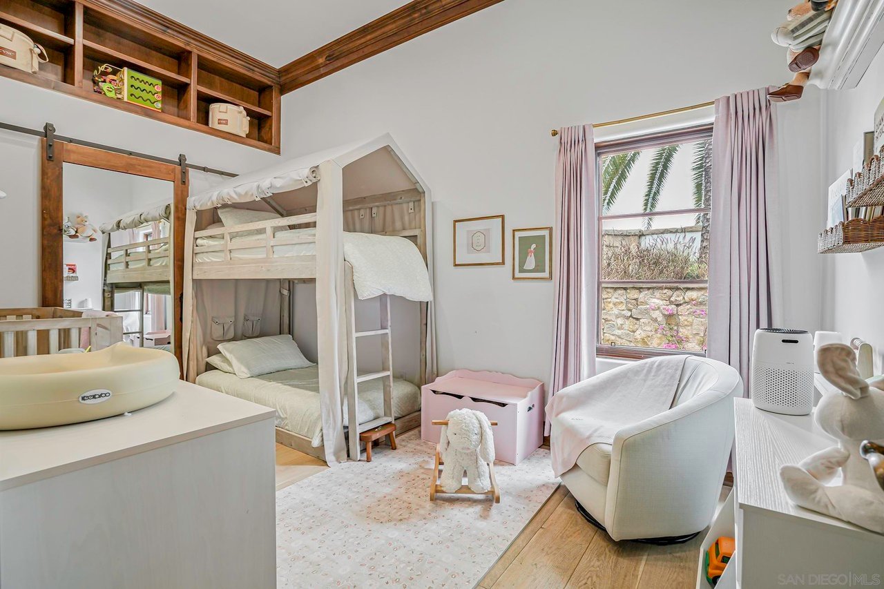 15823 The River Trail
