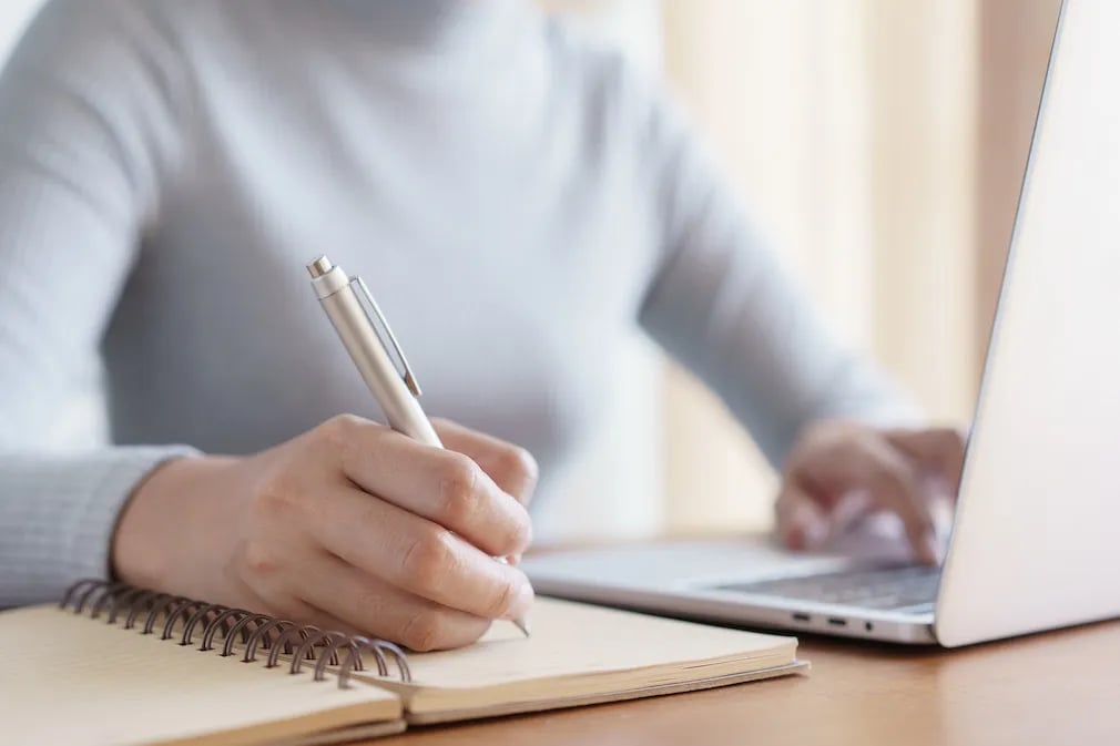 How to Read Between the Lines of a Property Listing