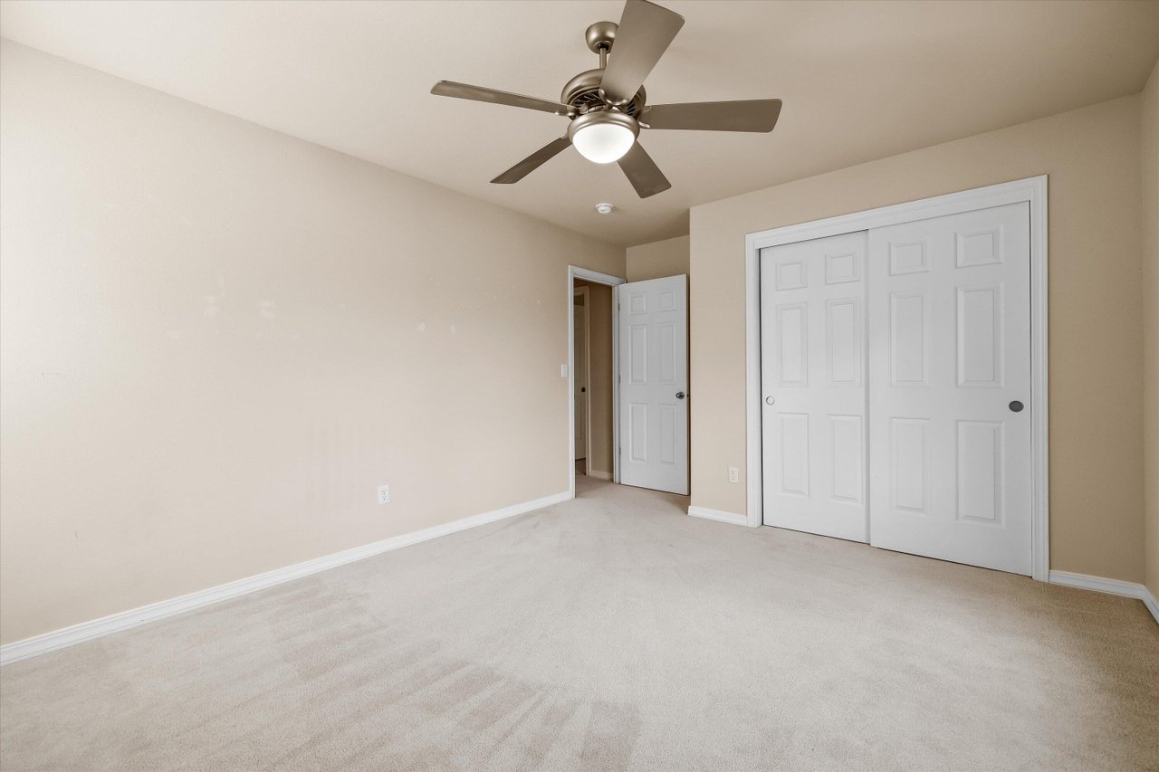 61148 Foxglove Loop