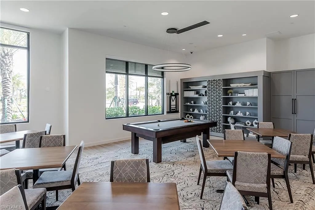 11935 Collegio Dr