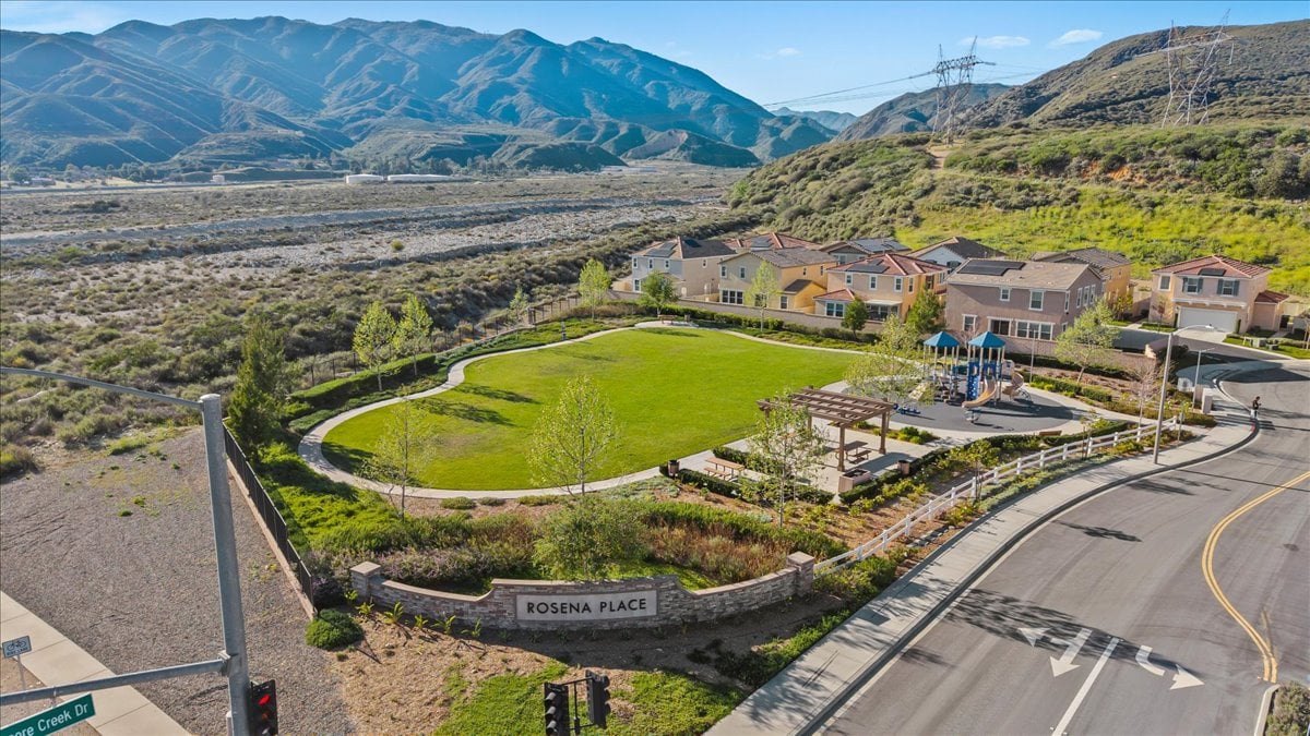 17114 Gray Pine Pl, San Bernardino, CA 92407