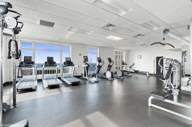 10 E Delaware St, #12D