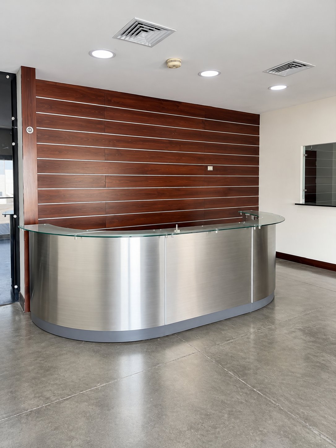 21577 - Office-Warehouse for sale with Tenant