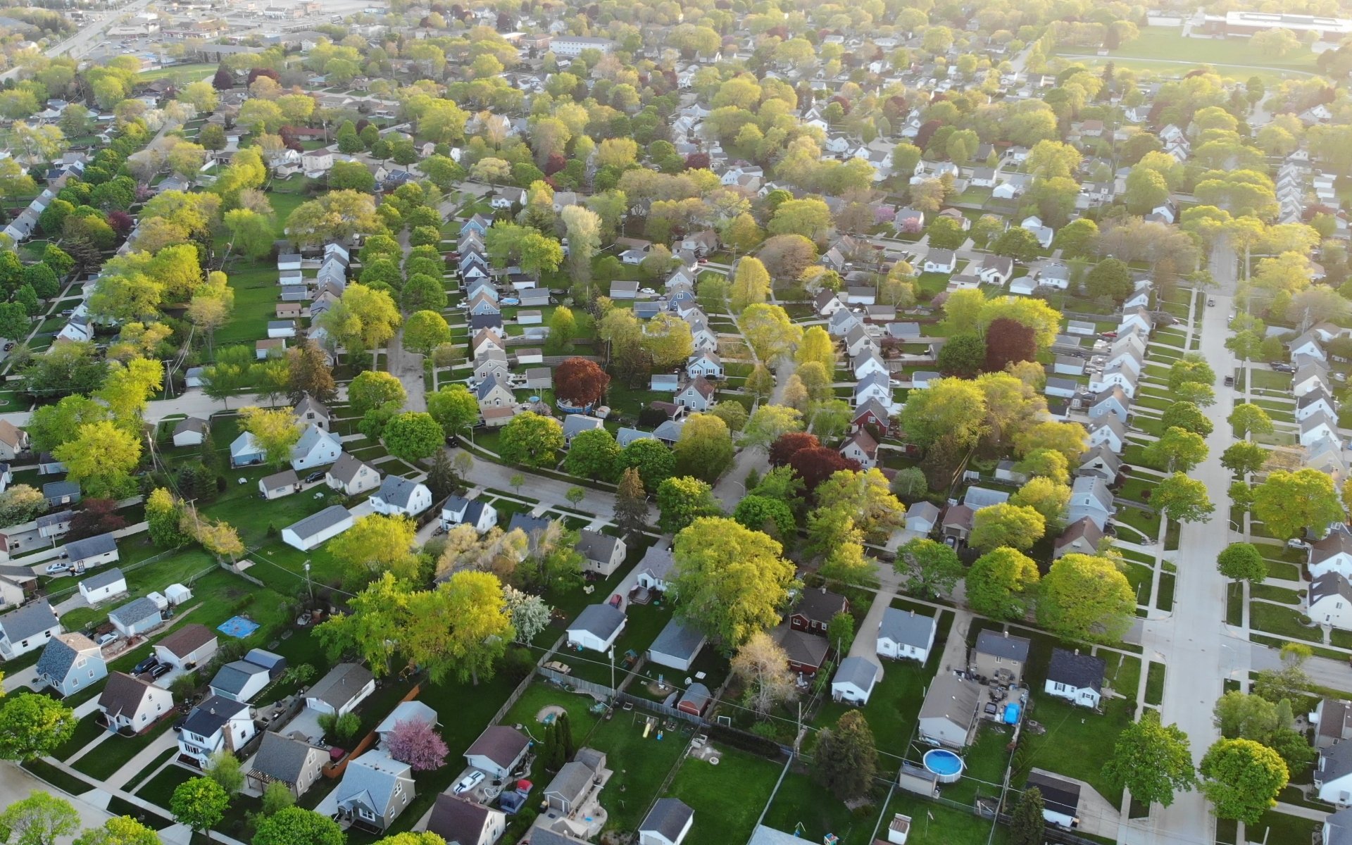 Wooded residential landscape in Medina, Minnesota