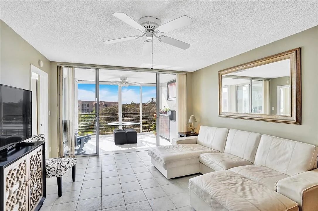 Just Listed: 1931 Sabal Palm Dr # 403 Davie, FL 33324