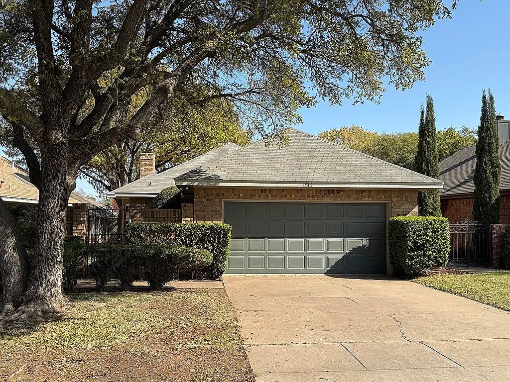 1514 Cynthia Ln