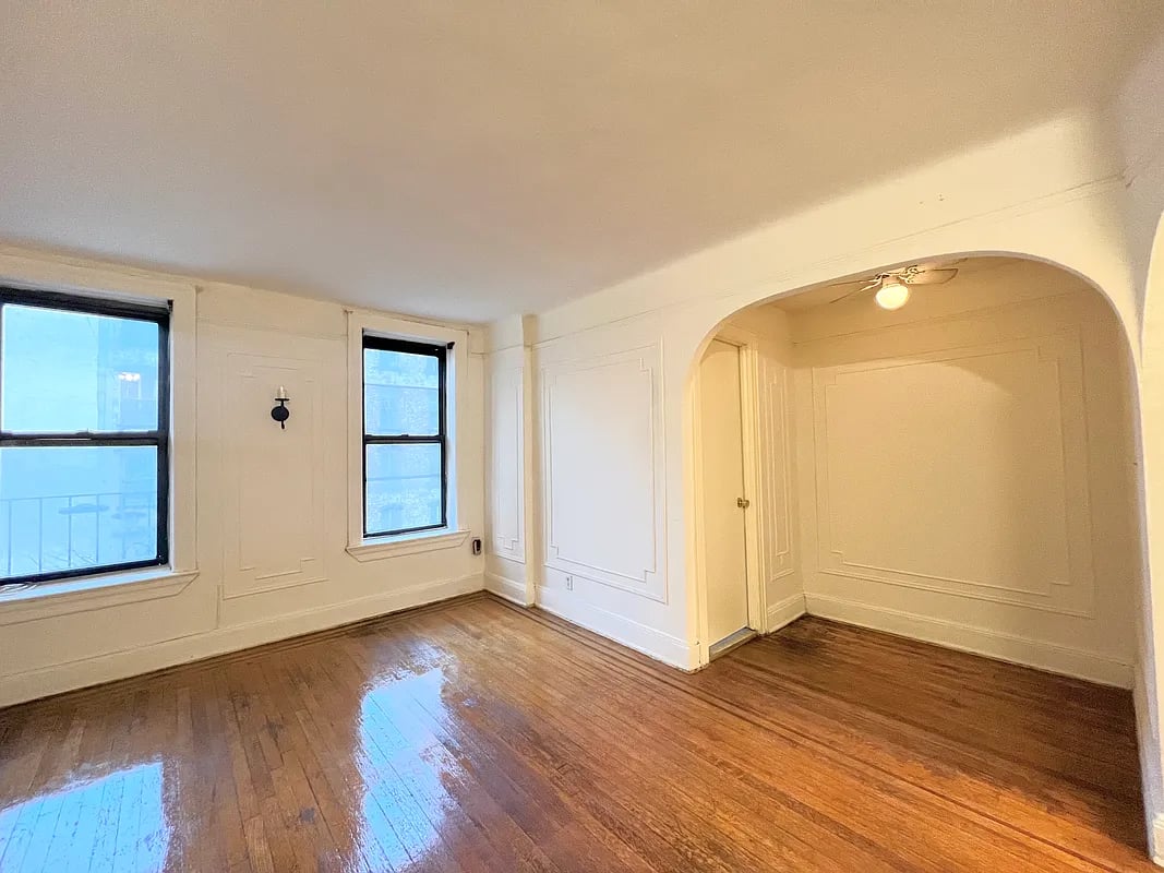 398 East 52nd Street 3B