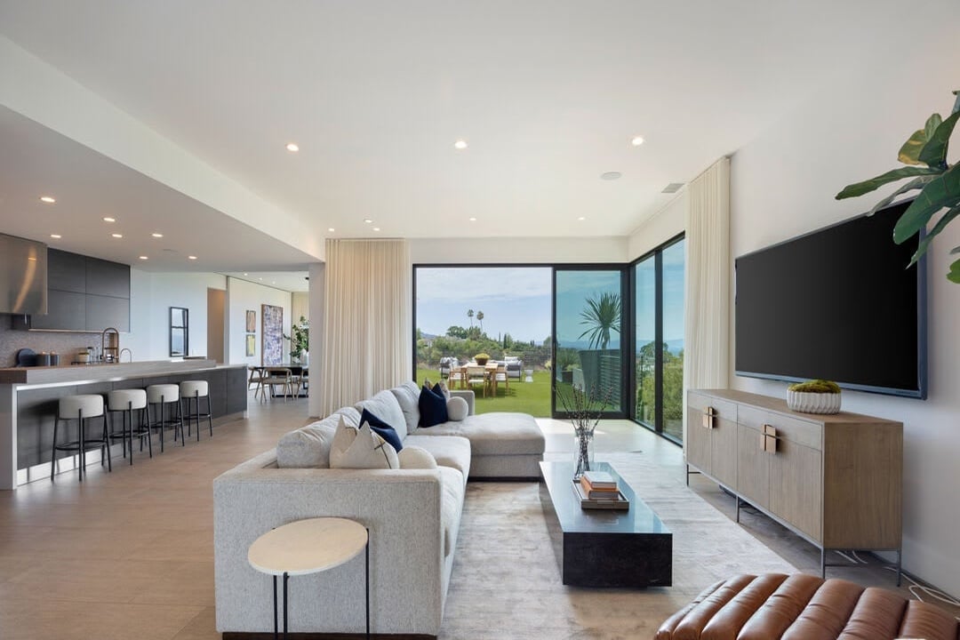 Beverly Ranch Road, 90210