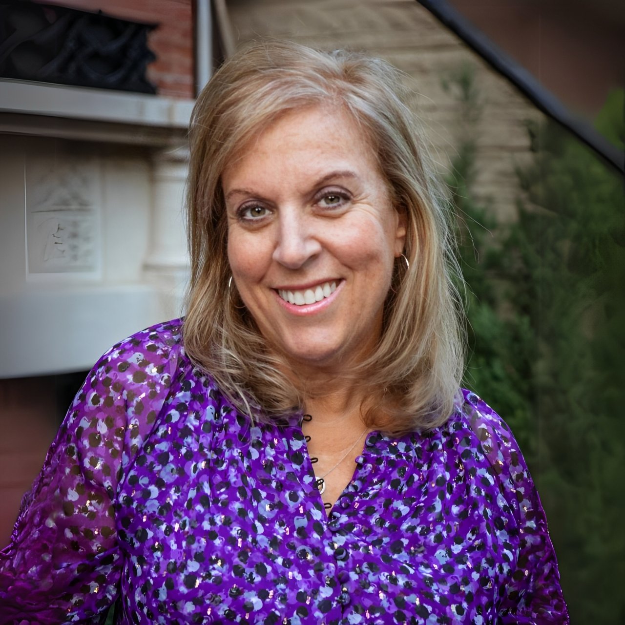 Brenda Wolfe Sarasota, FL Real Estate Agent Headshot