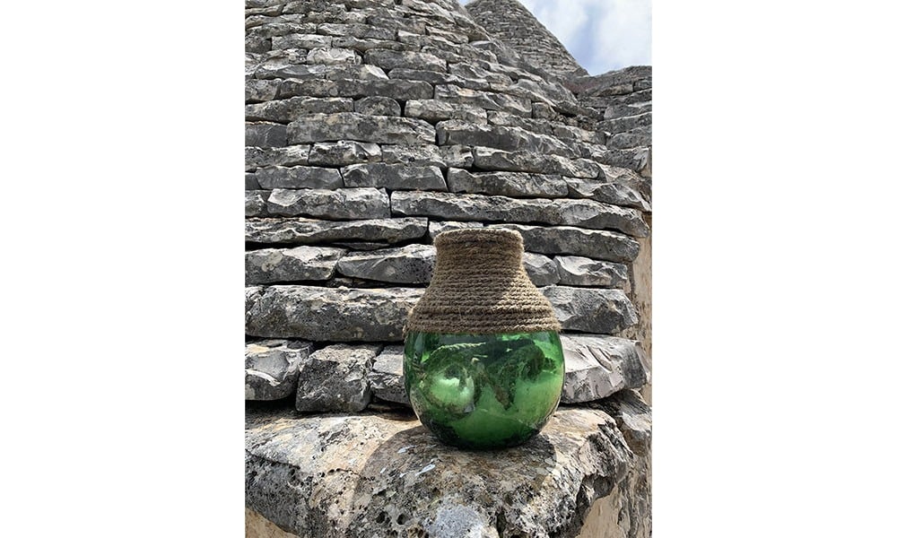 Character Filled Trulli With Pool Near Castellana Grotte