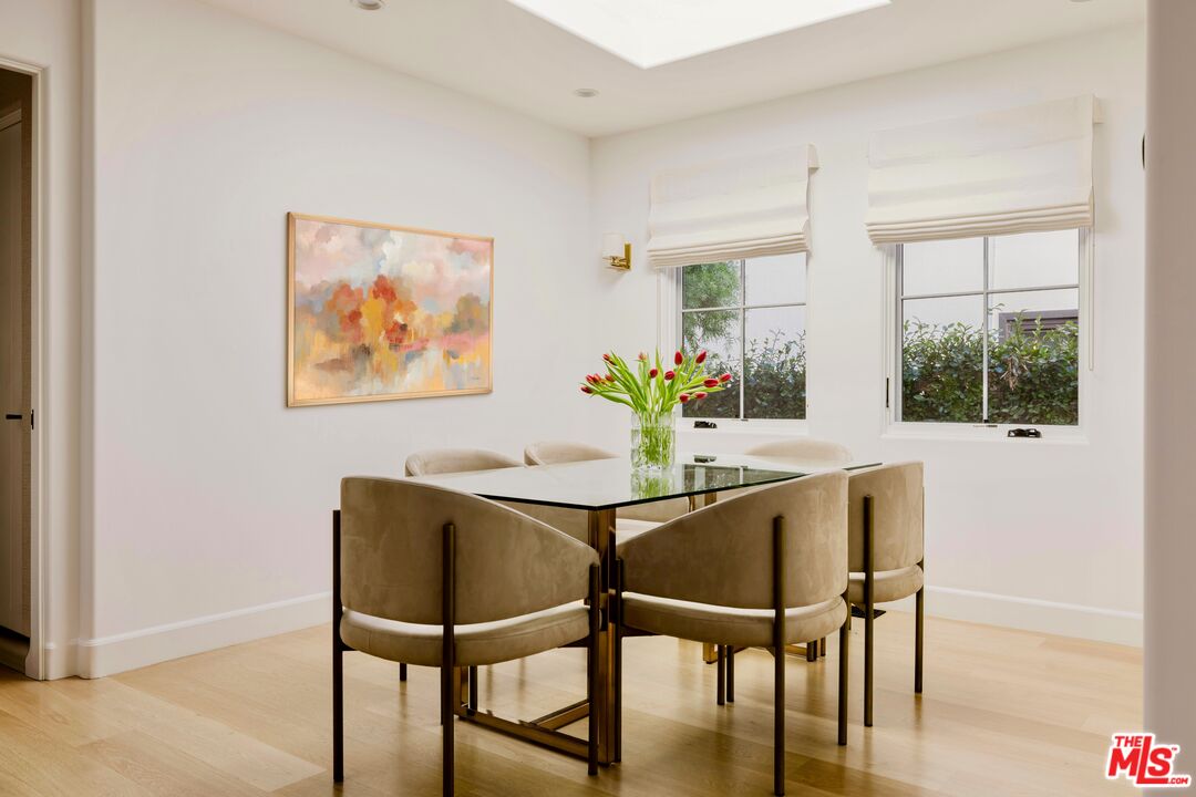 Solaris Pavilion, Westbourne Dr, 90048