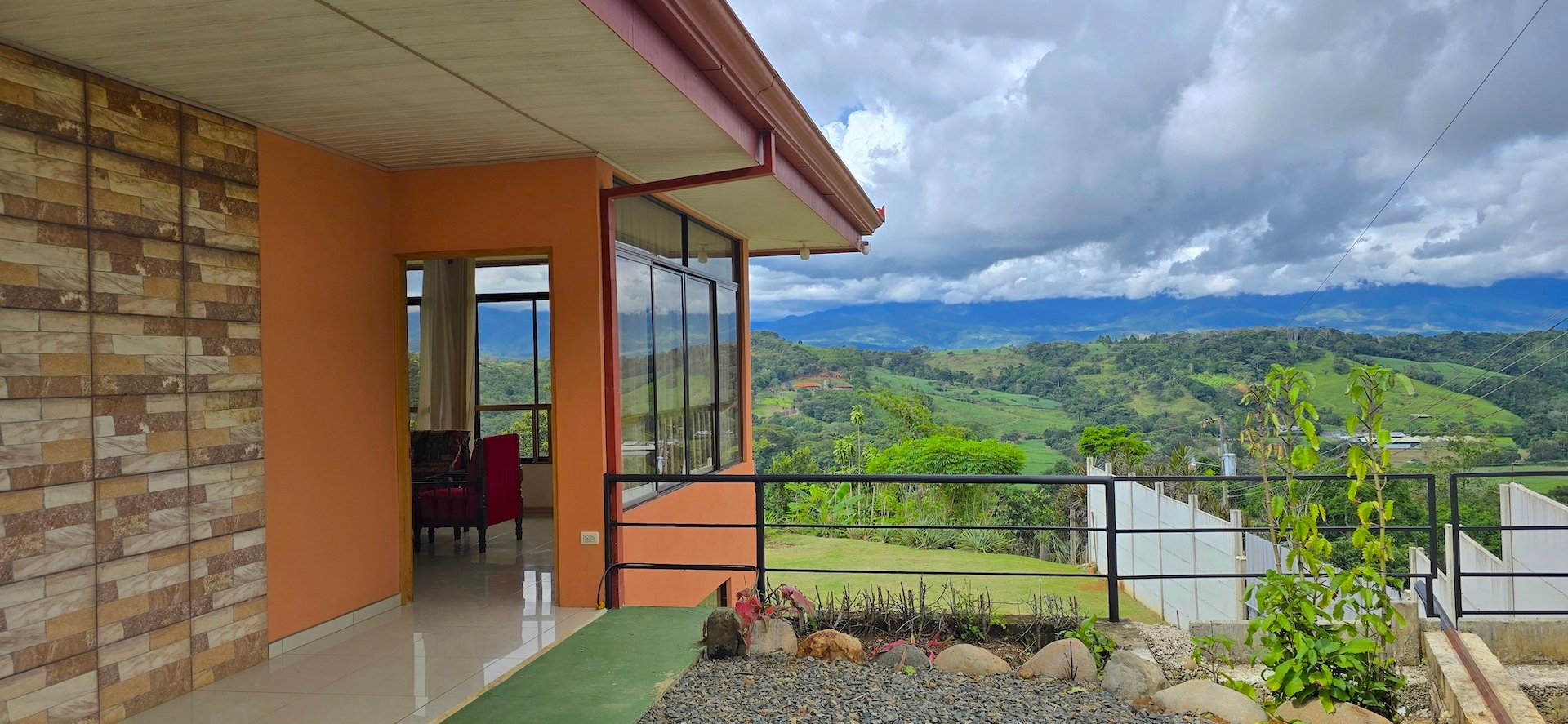 House and Cabin with views of Chirripo