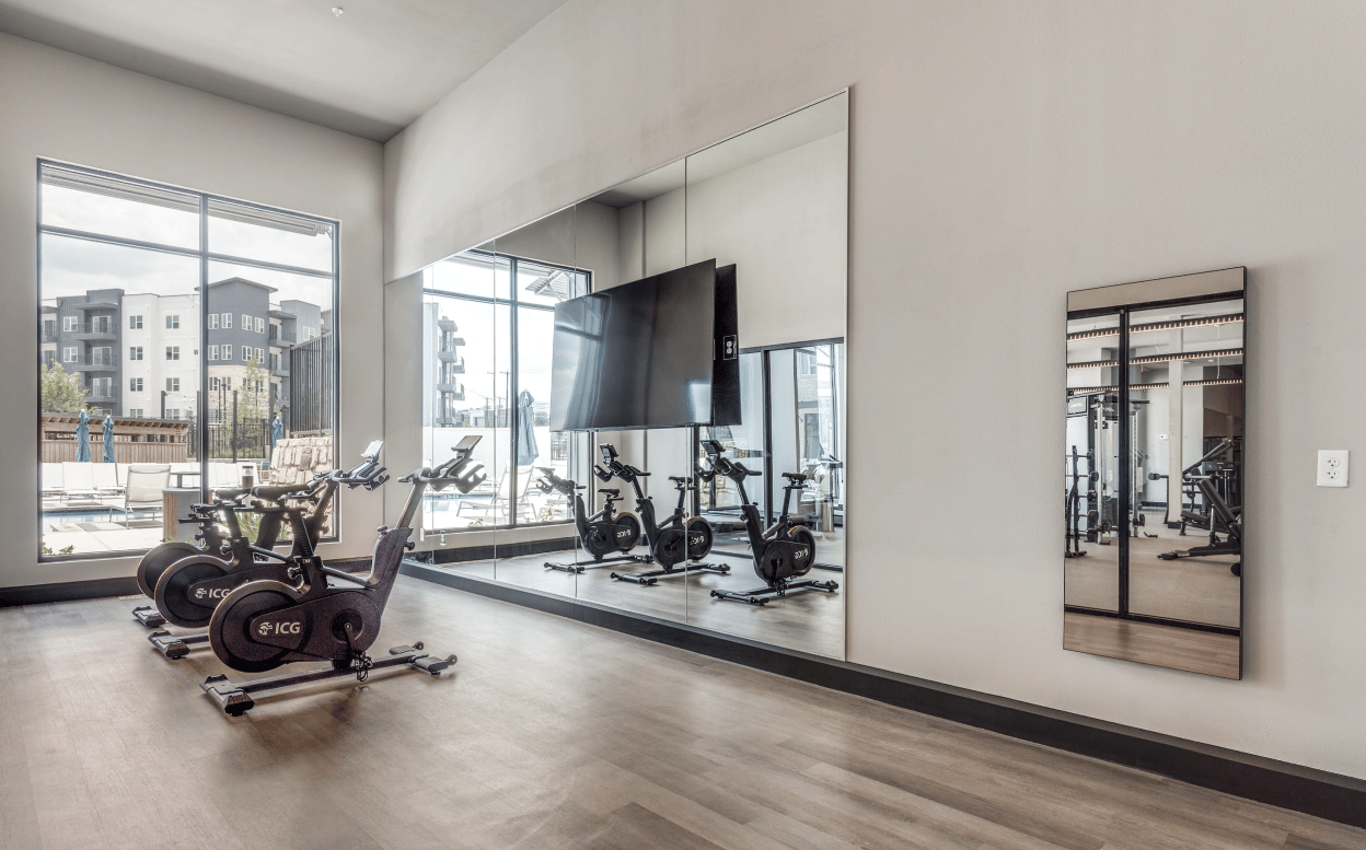 10 WEEKS FREE + $2,000 Off Rent Look and Lease + $99 to Apply*!