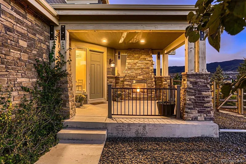 8661 Hunters Hill Ln