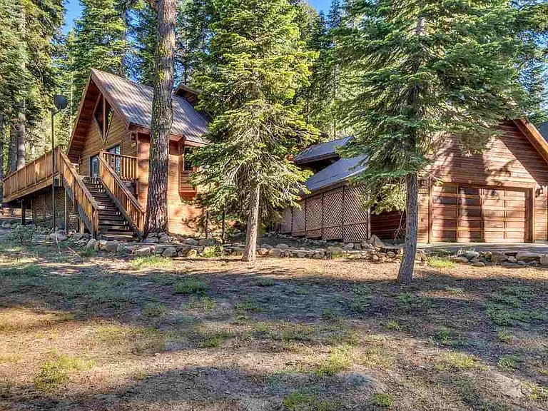 1125 Regency Way