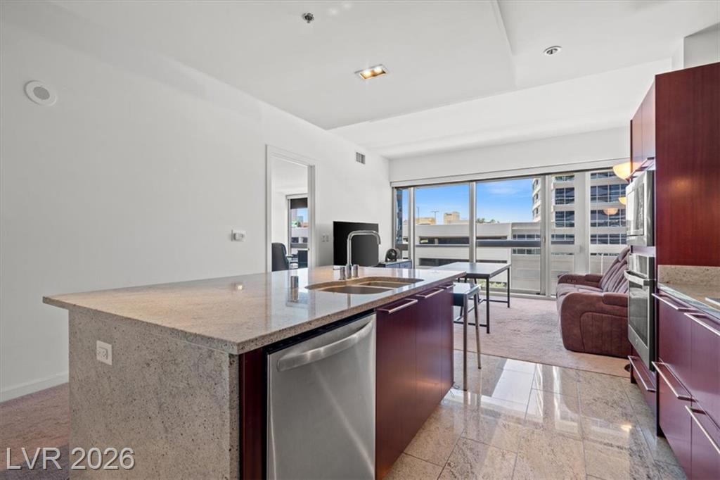 4471 Dean Martin Dr #505