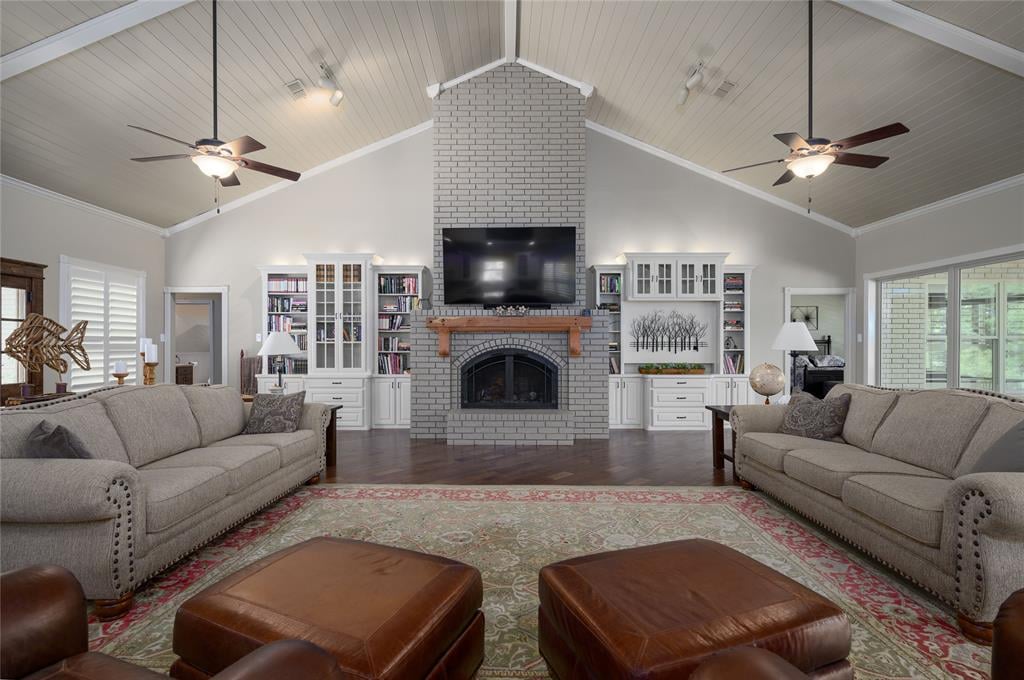 139 Shoshone Dr
