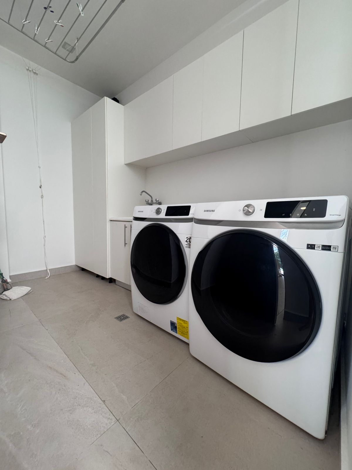 Turnkey Tropical-Modern 4BR Villa with Private Pool in Prestigious Hacienda Pinilla