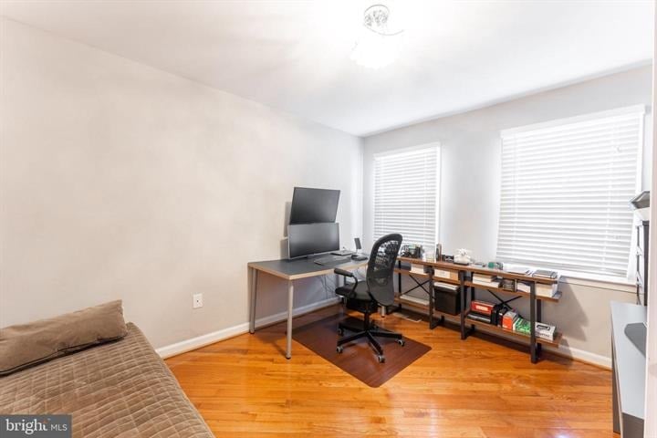 5917 Empire Way