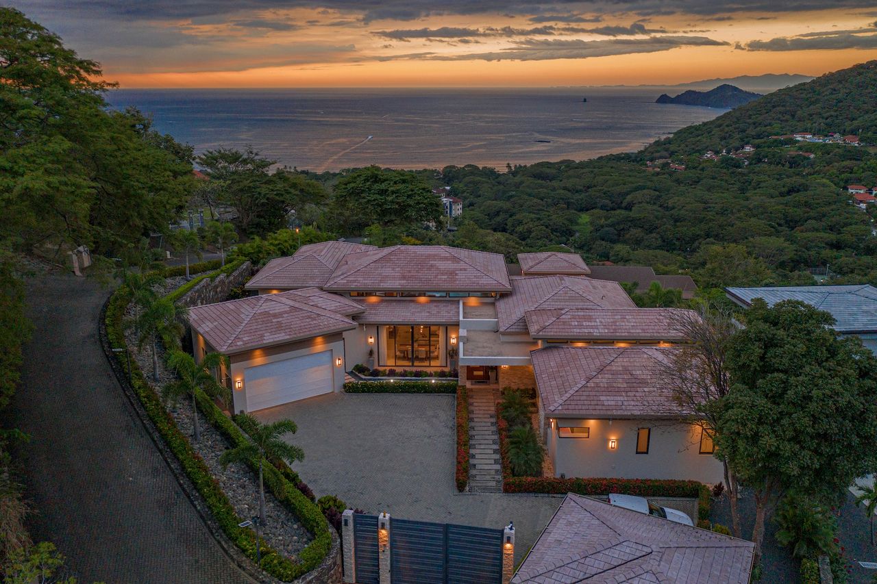 Villa Bougainvillea 