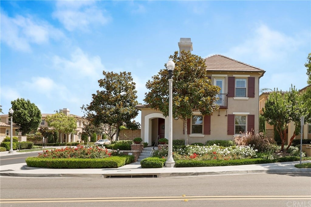 171 Great Lawn