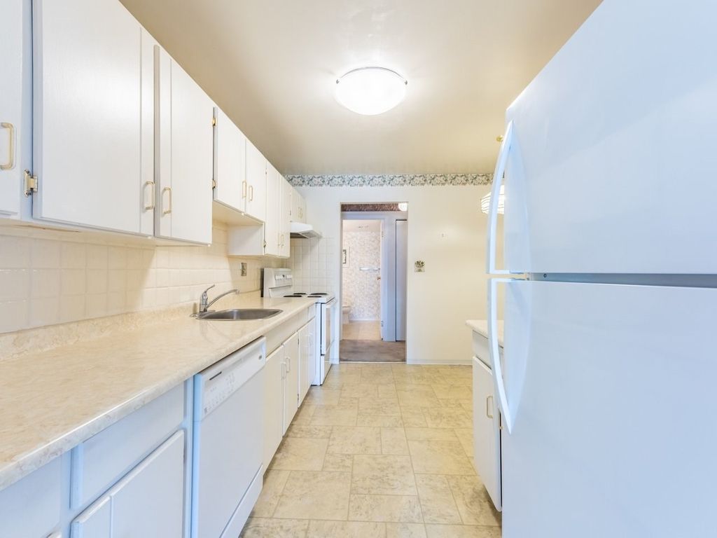 4111 Francis Rd, #213