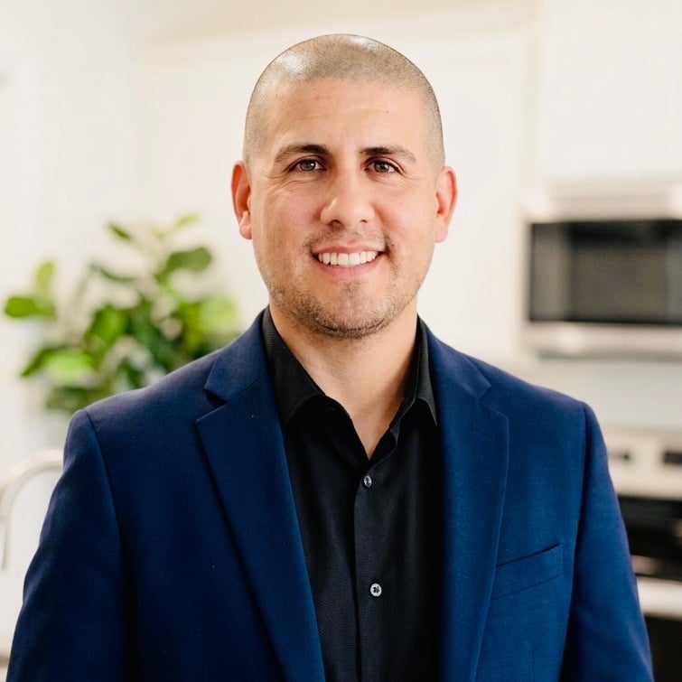 Alex Lujan Albuquerque, NM Real Estate Agent Headshot