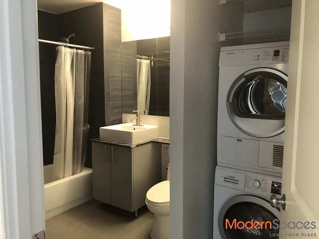 5-49 Borden Ave, #F11