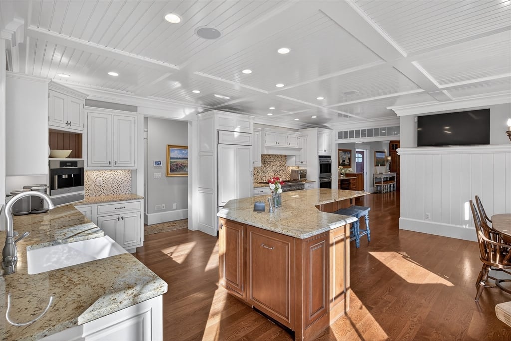 9 High Ridge Dr