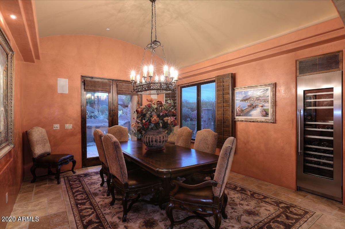 10469 E Quartz Rock Rd
