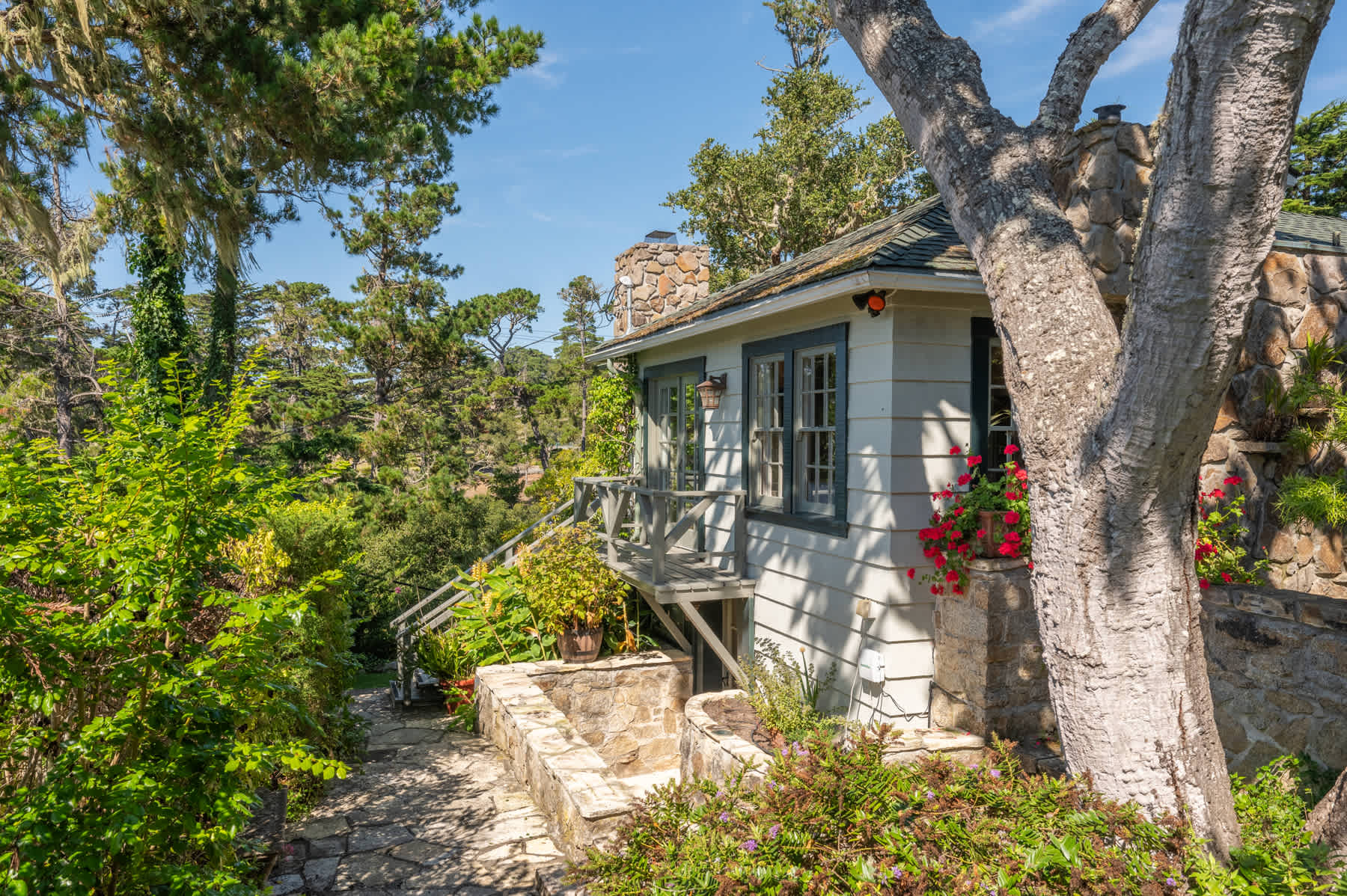 Charming Carmel Highlands Cottage - 125 Cypress Way