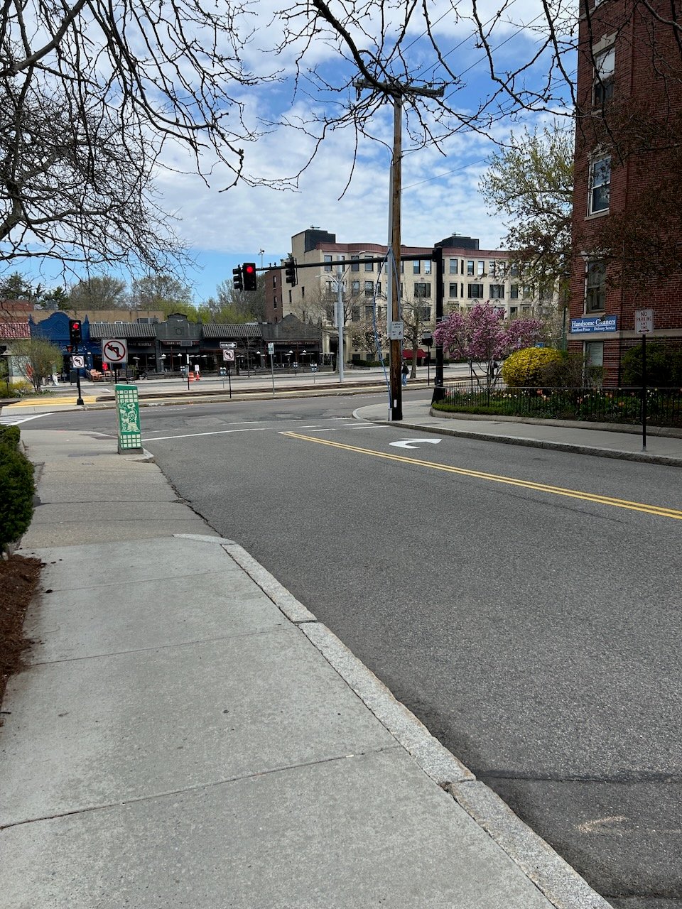 Sunny 4 Bed 2 Bath in the Heart of Brookline - Heat and Hot Water Included - 9.1
