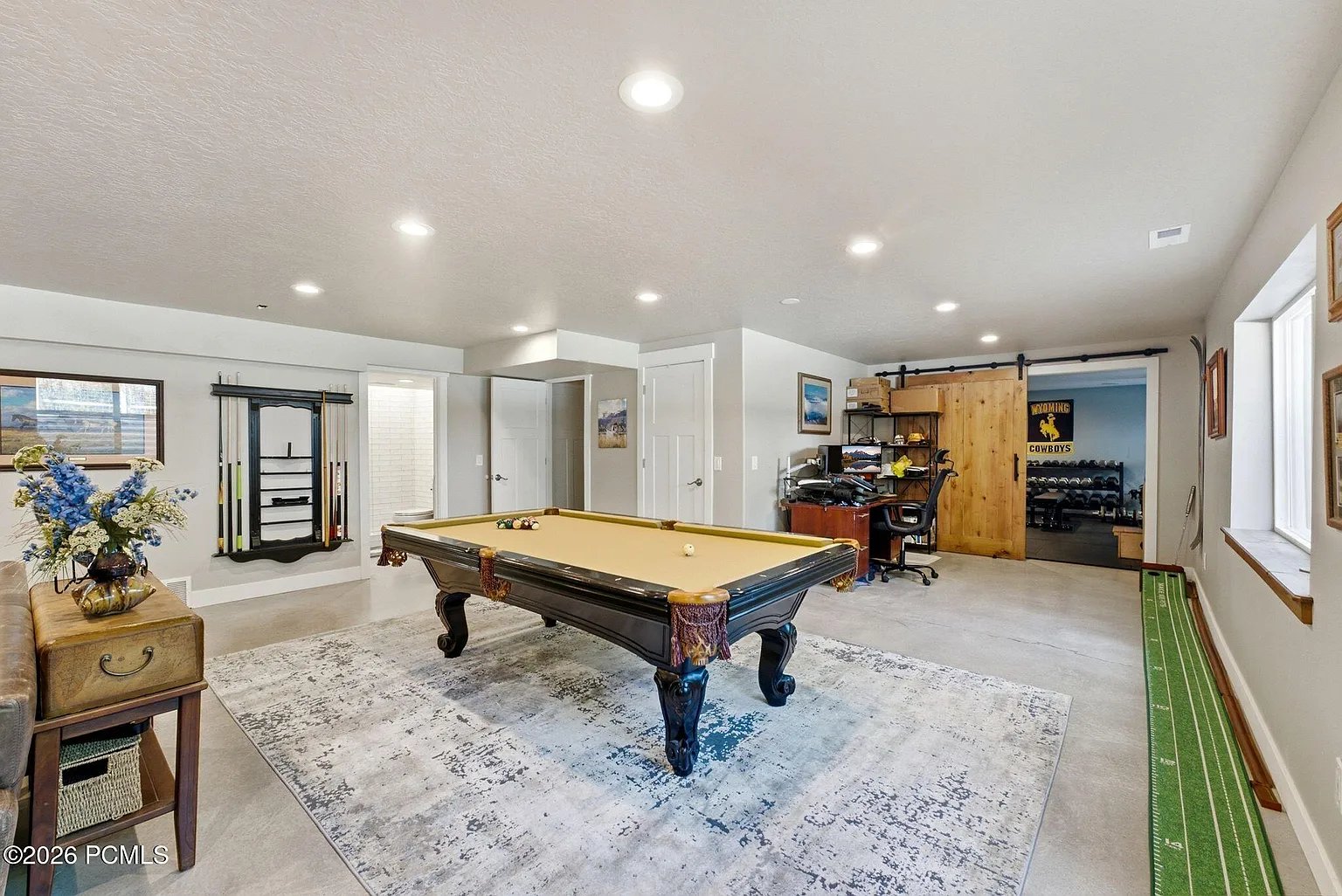460 Scenic Heights Rd
