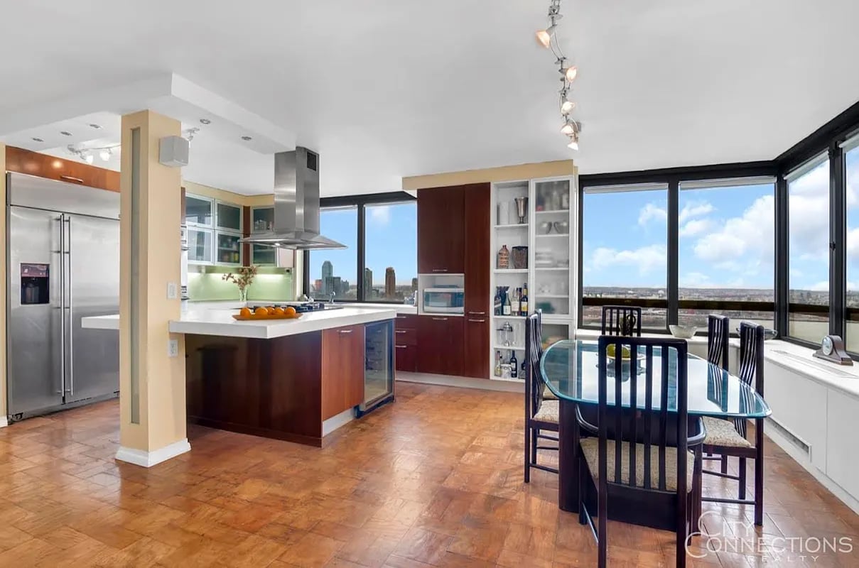 630 1st Ave #29DE