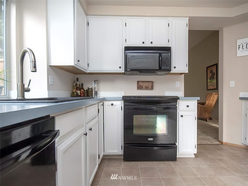 2117 162nd Pl SE