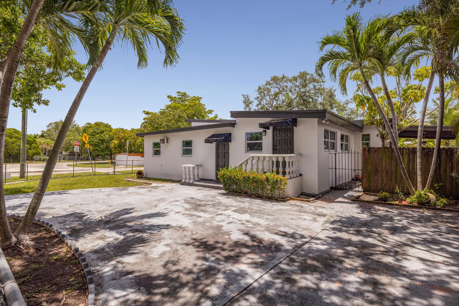 1200 SW 58th Ave